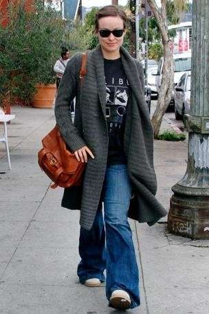 Olivia Wilde con Jeans a zampa