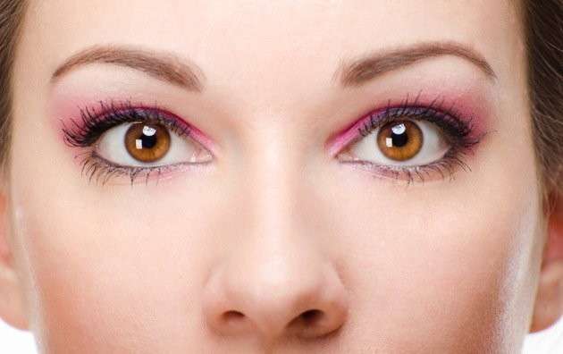 Makeup rosa per occhi marroni