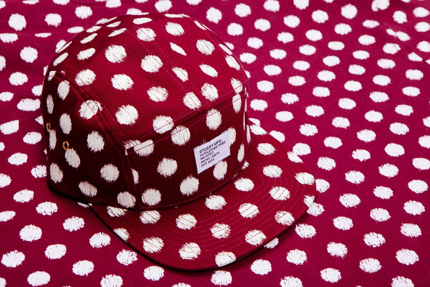 Cappellino a pois
