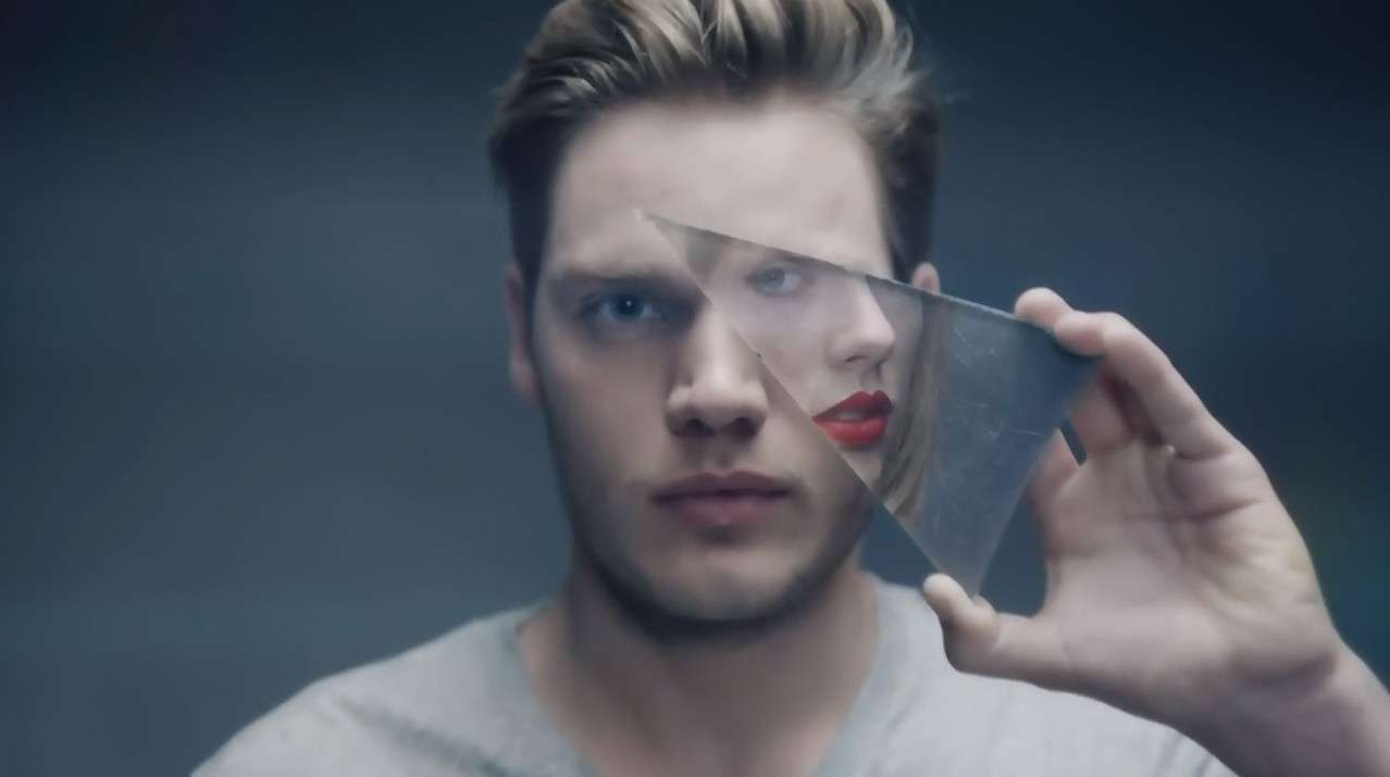Dominic Sherwood in Style