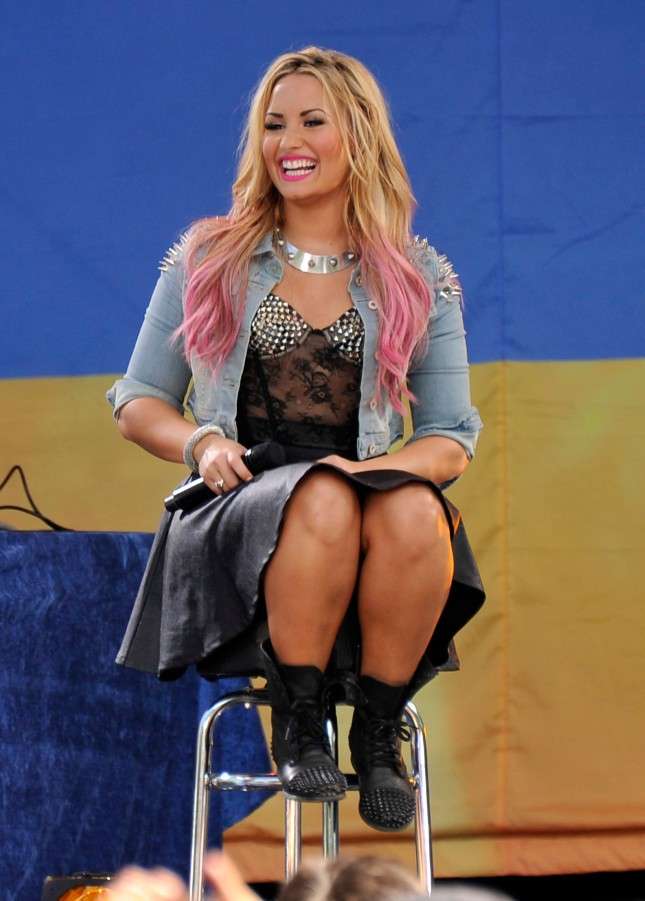 Demi Lovato con capelli rosa