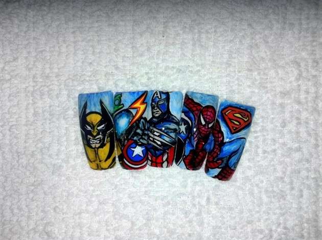 Sticker nail dei supereroi