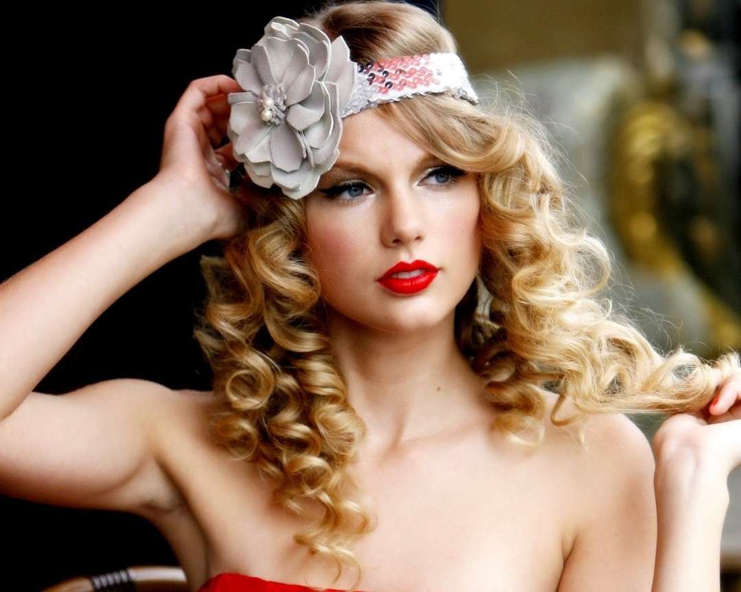 Labbra rosse per Taylor Swift