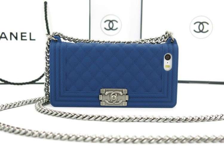 Cover a borsa di Chanel