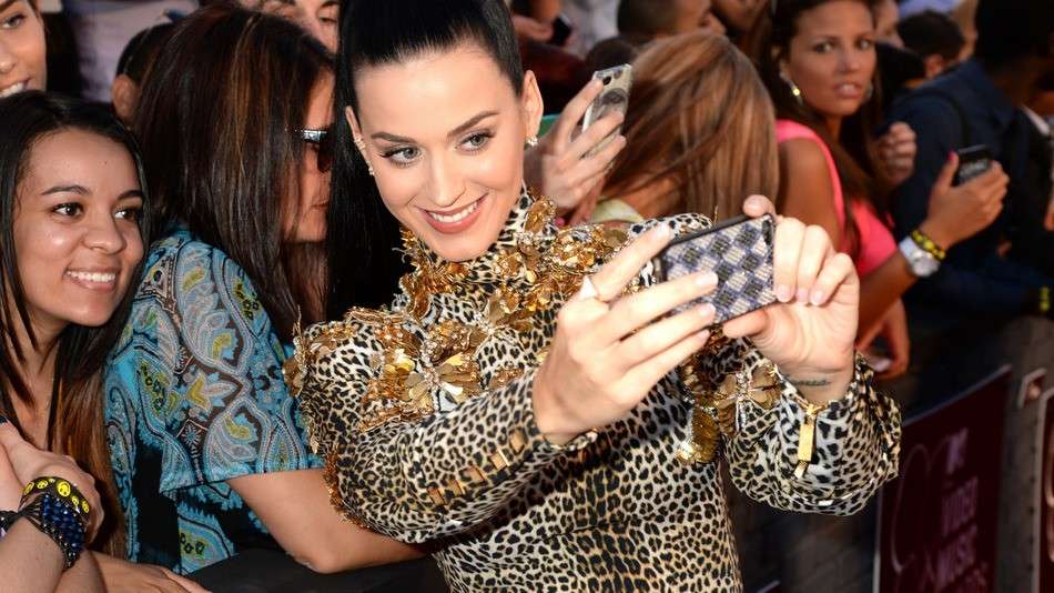 Katy Perry ed il selfie leopardato