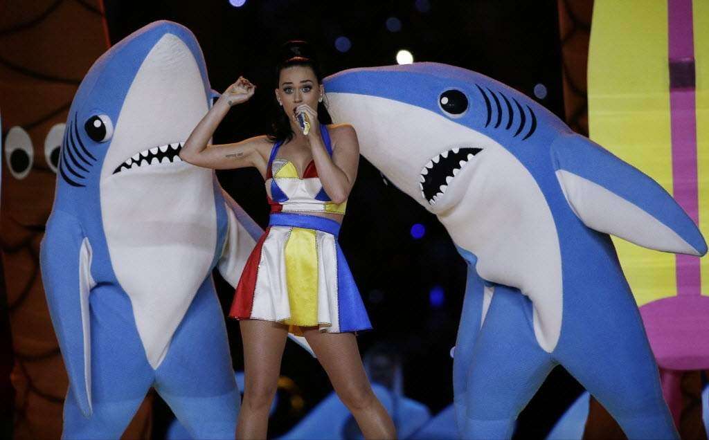 Katy Perry sul palco del Super Bowl