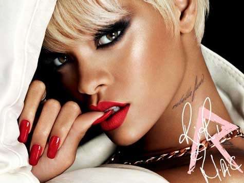 Rihanna per Viva Glam di Mac
