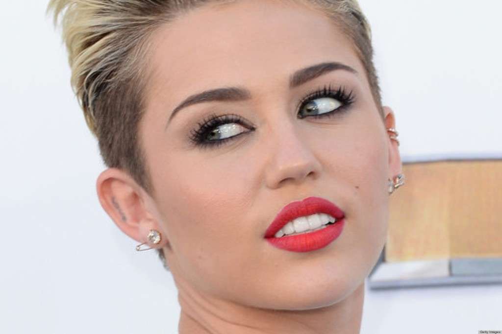 Miley Cyrus ed il red lipstick