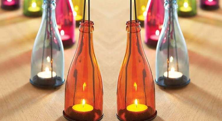 Lanterne in bottiglie di vetro colorate