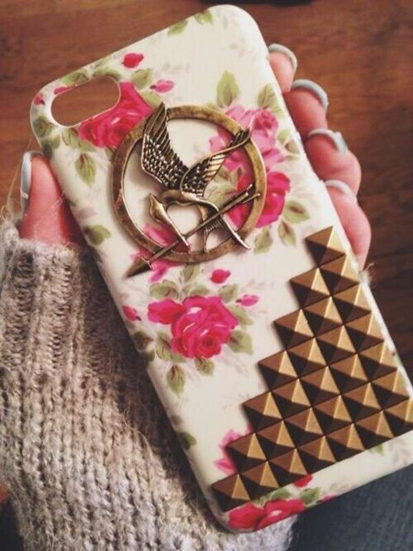 Cover di Hunger Games con borchie