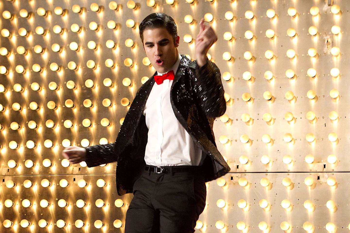 Darren Criss sul set di Glee