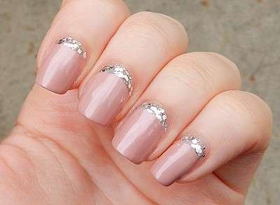 Reverse french manicure rosa e glitter
