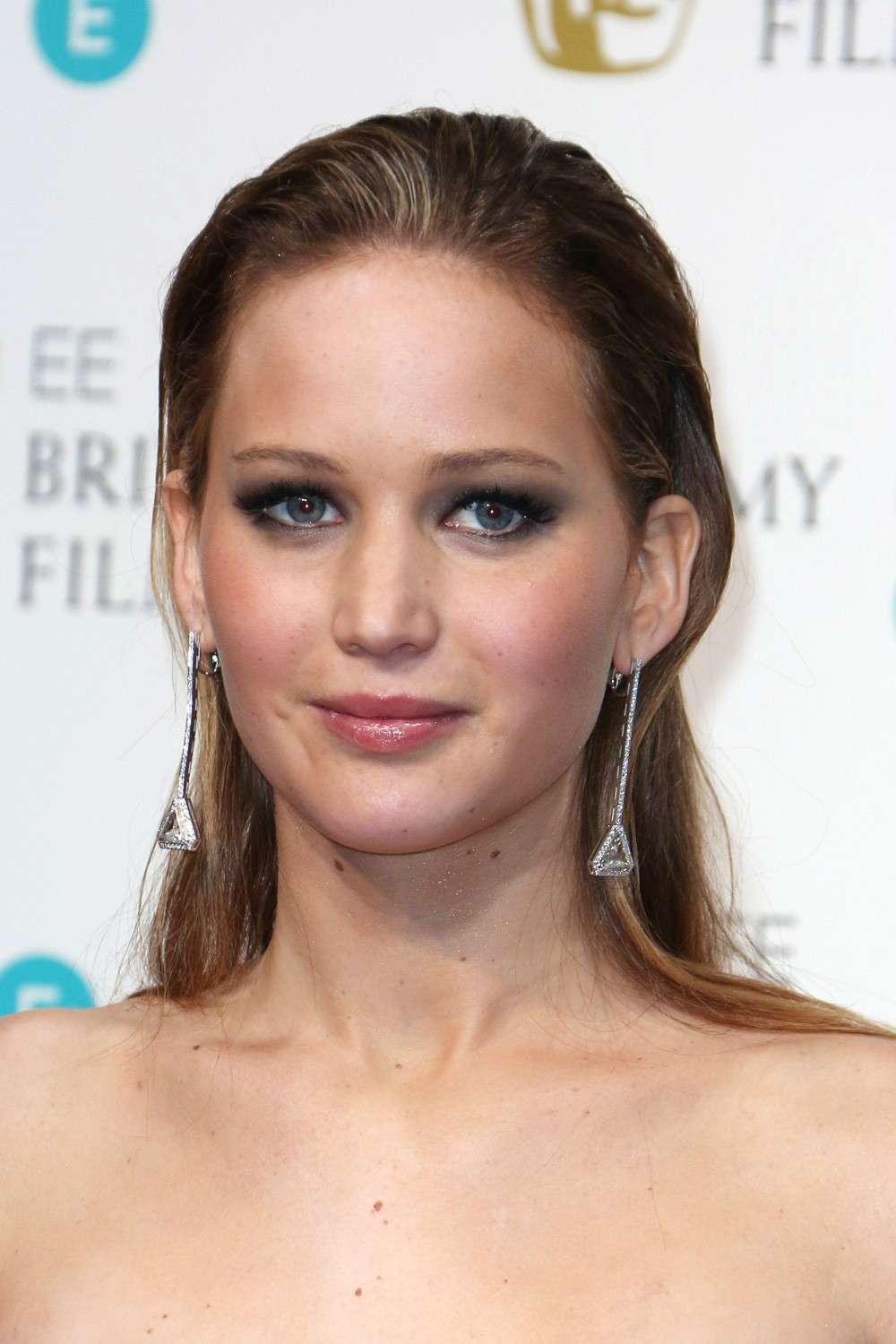 Look con capelli effetto bagnato di Jennifer Lawrence