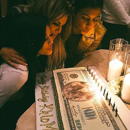 La torta di Khloe Kardashian