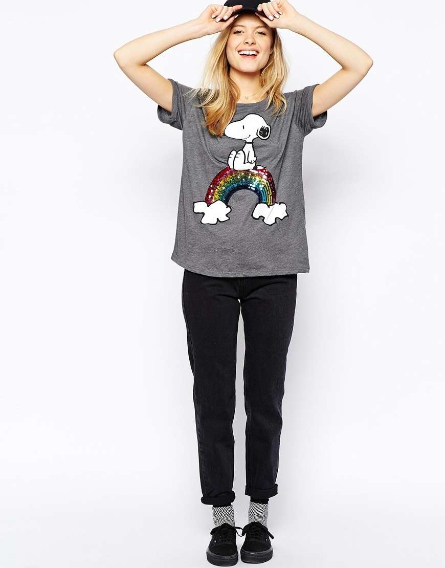 Outfit con t-shirt di Snoopy