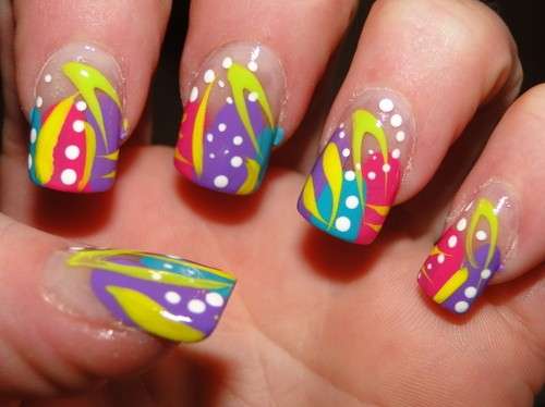 Nail art colorata