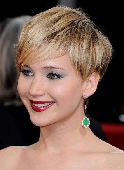 Jennifer Lawrence labbra da star