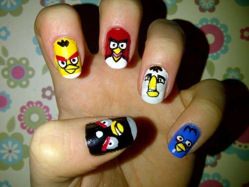 Idee per la nail art di Angry Birds