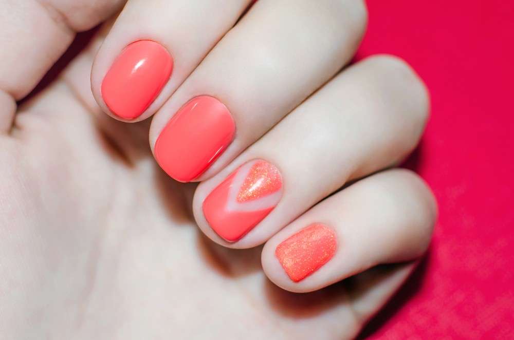 Nail art arancione mat