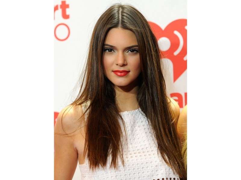 Kendall Jenner lip make up