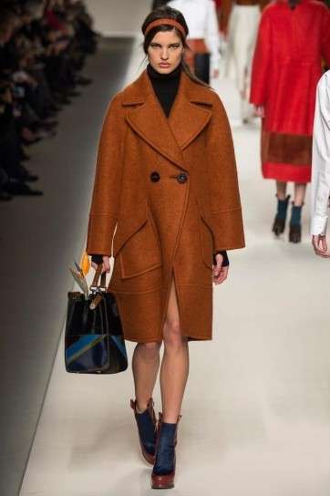 Cappotto oversize marrone per l'inverno 2015-2016