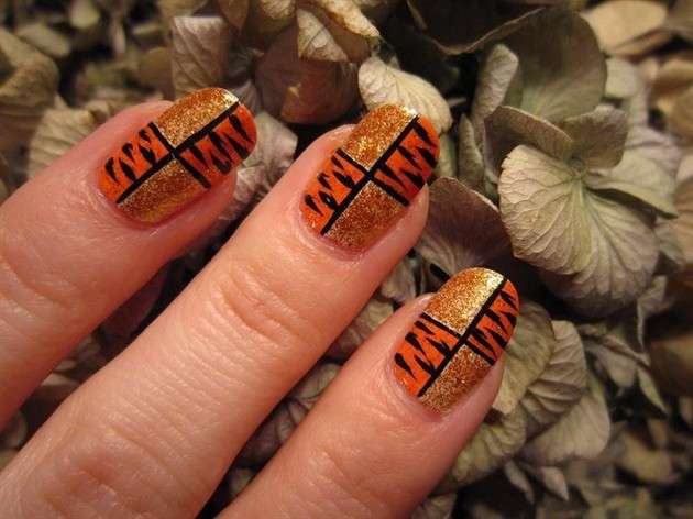 Nail art a quadretti tigrati