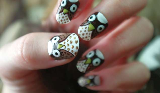 Bellissima nail art con gufetti