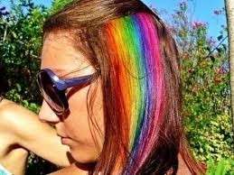 L'arcobaleno con i secret rainbow hair