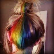 Secret rainbow hair sui capelli biondi