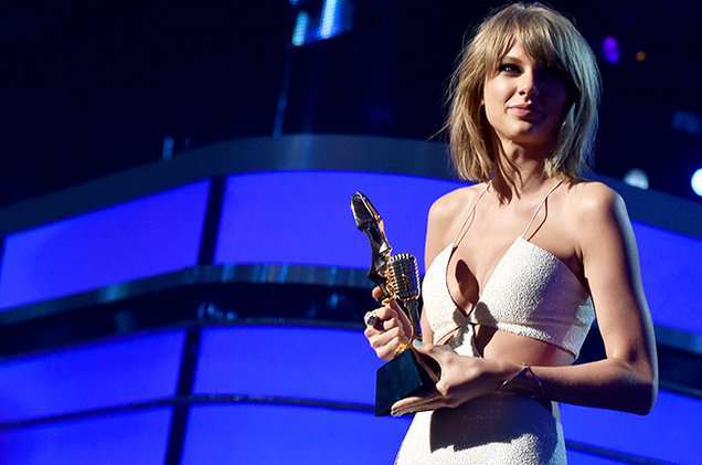 Taylor Swift ai Billboard Awards 2016
