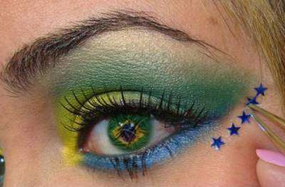 Makeup brasiliano con stelline