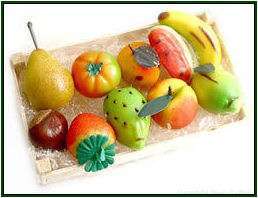 Frutta colorata per decorare con il fai da te