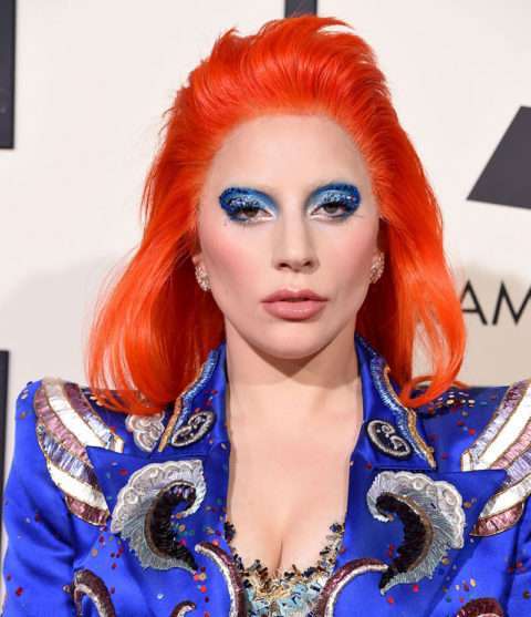 Lady Gaga con i capelli arancioni