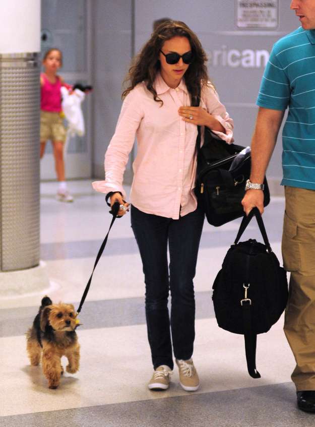 Natalie Portman con il cane Whiz