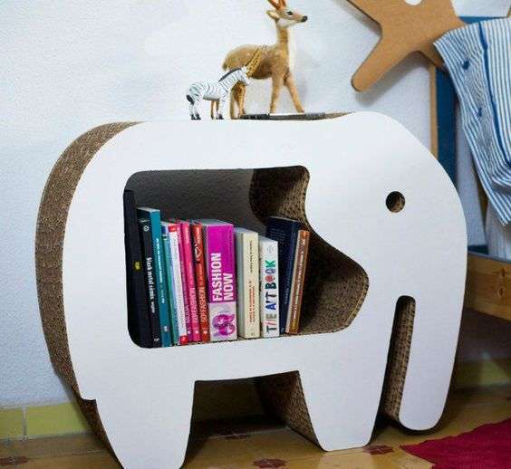 Libreria a forma di elefante