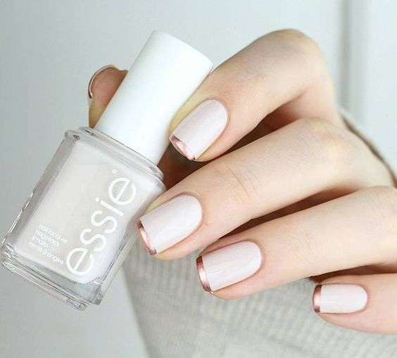 French manicure color rame e bianco