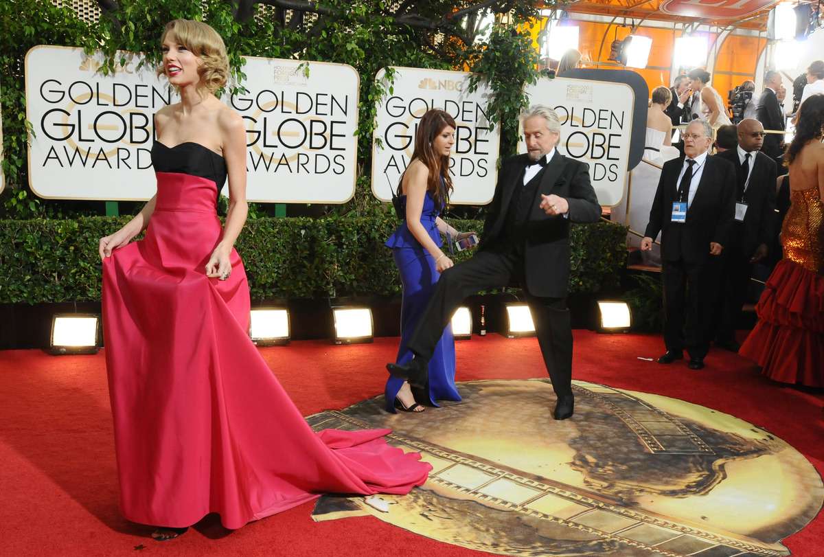 Golden Globe 2014 - Taylor Swift e Michael Douglas