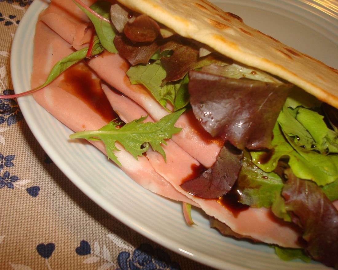 Piadina mortadella e rughetta