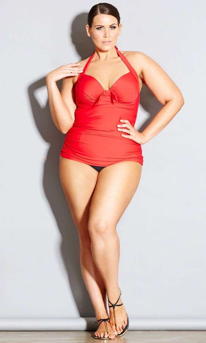 Costume rosso per ragazze curvy